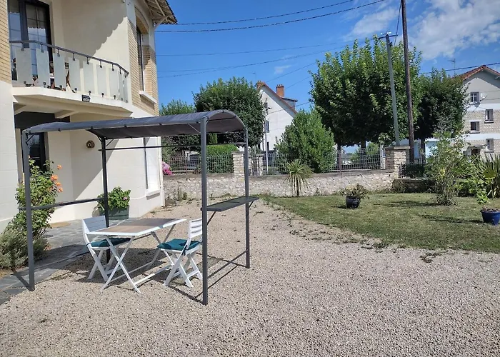 Les Jolis Nids - Rouge Gorge * La Roche-Posay